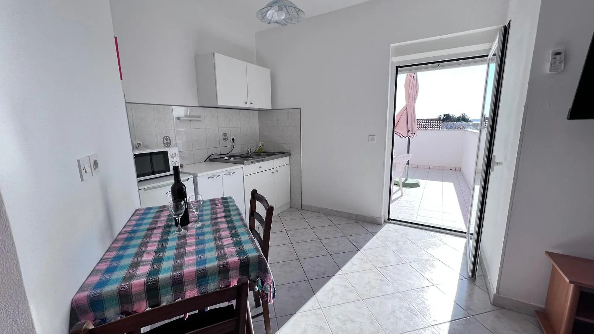 Apartmani Dorana فرسي