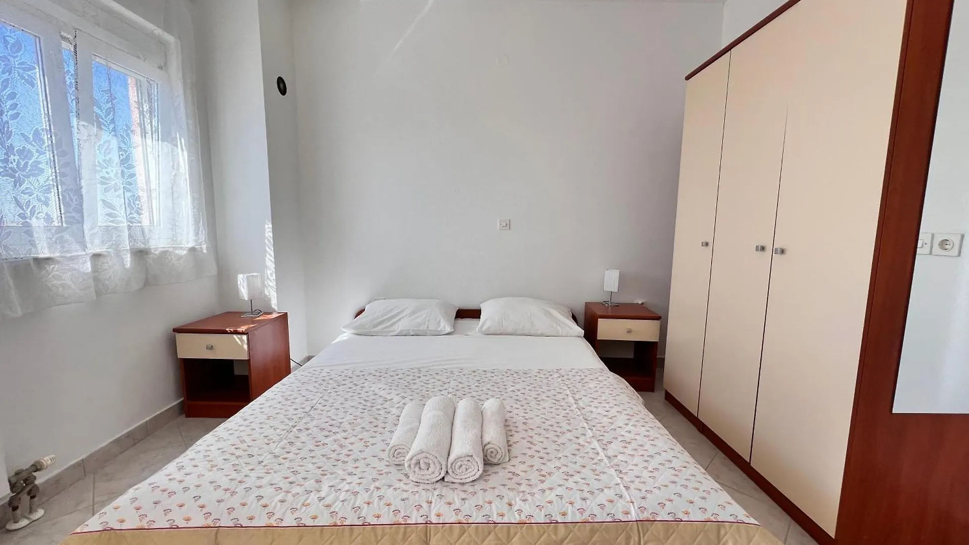Apartmani Dorana فرسي