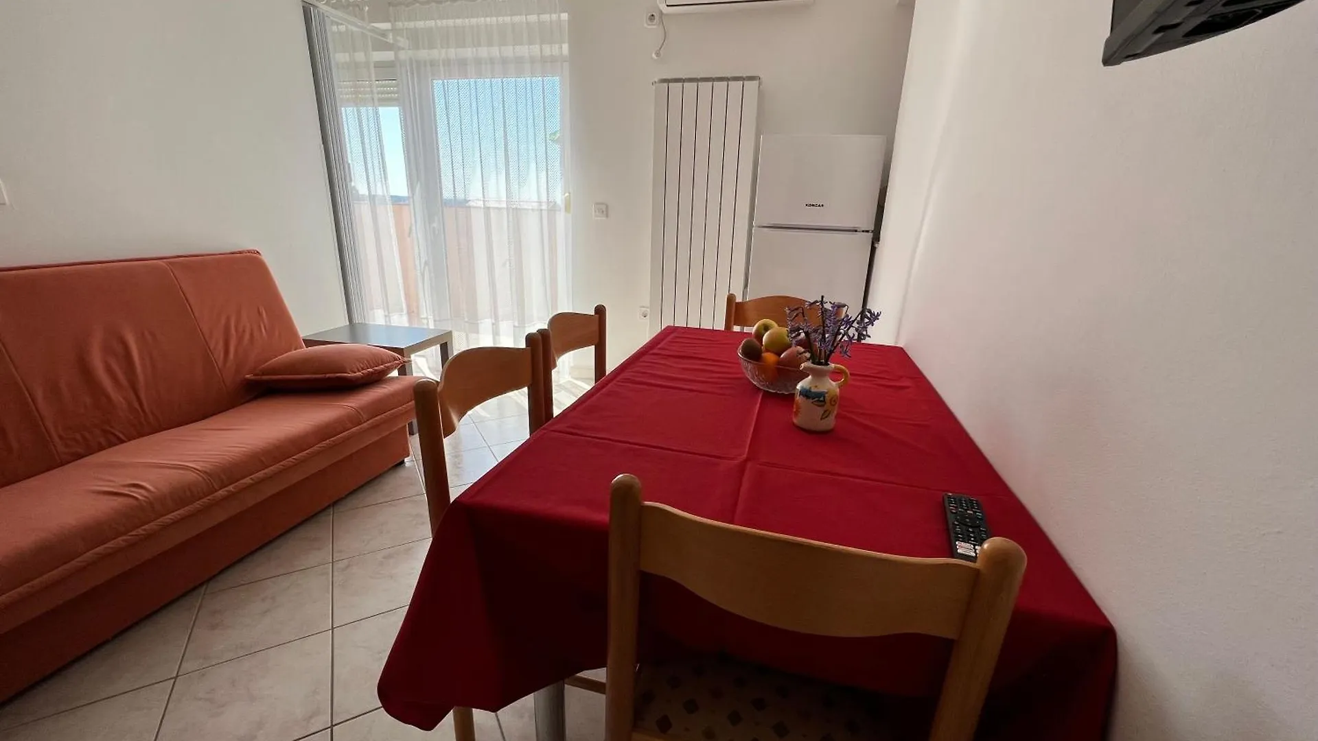 Apartmani Dorana فرسي شقة